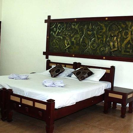 Wayanad Gate Resort Манантавади Екстериор снимка